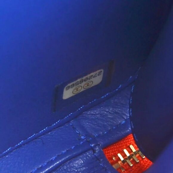 Auth CHANEL CC Filigree Handbag Shoulder Bag Red/Blue/White Leather - Picture 4 of 16